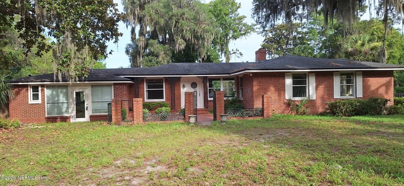 1900 E HOLLY OAKS LAKE Road E, Jacksonville, FL 32225
