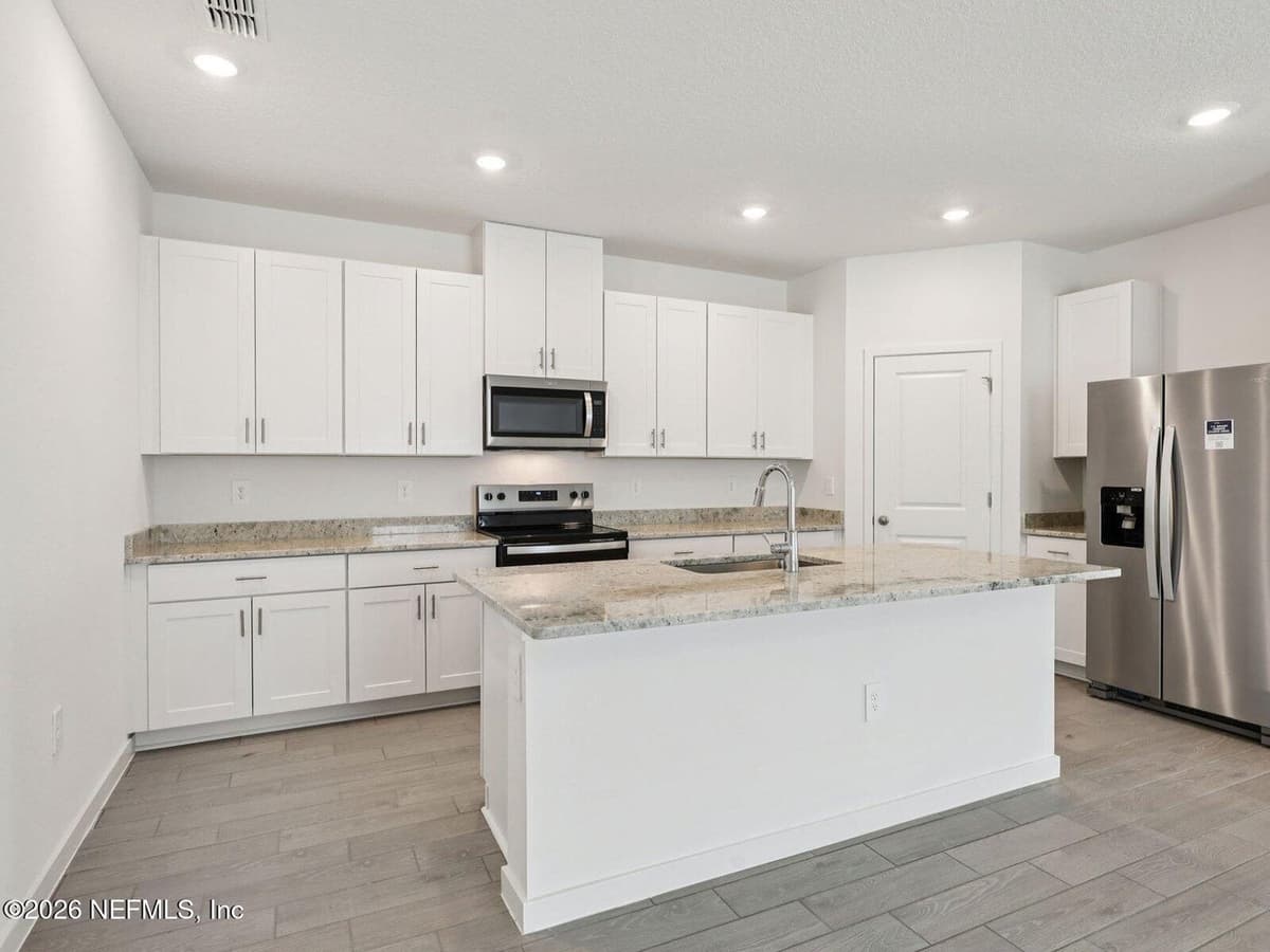 7337 EVERETT FOREST Drive, Jacksonville, FL 32219, Jacksonville, FL - photo 2