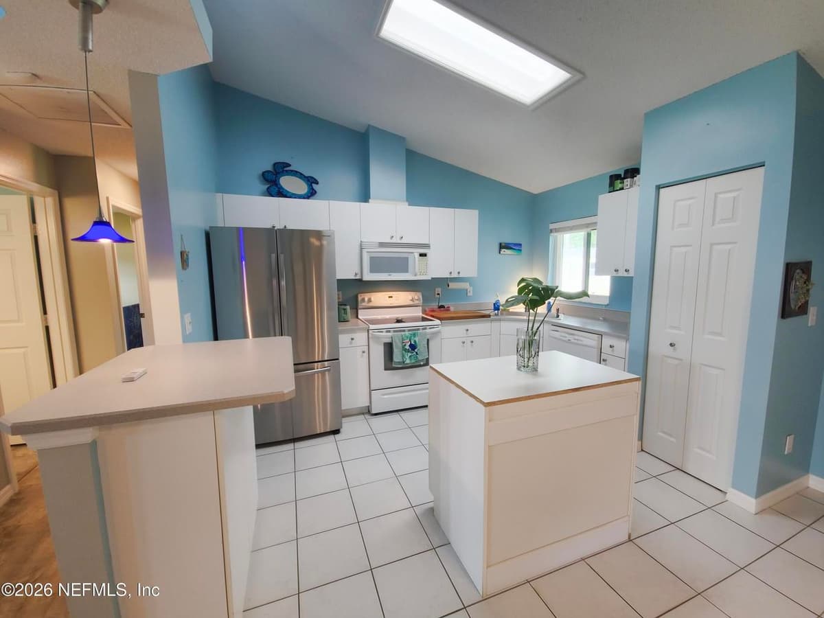 29 ROYAL OAK Drive, Palm Coast, FL 32164, Palm Coast, FL - photo 3