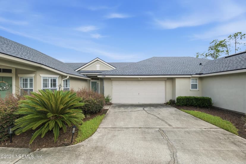 1880 COPPER STONE Drive E, Fleming Island, FL 32003