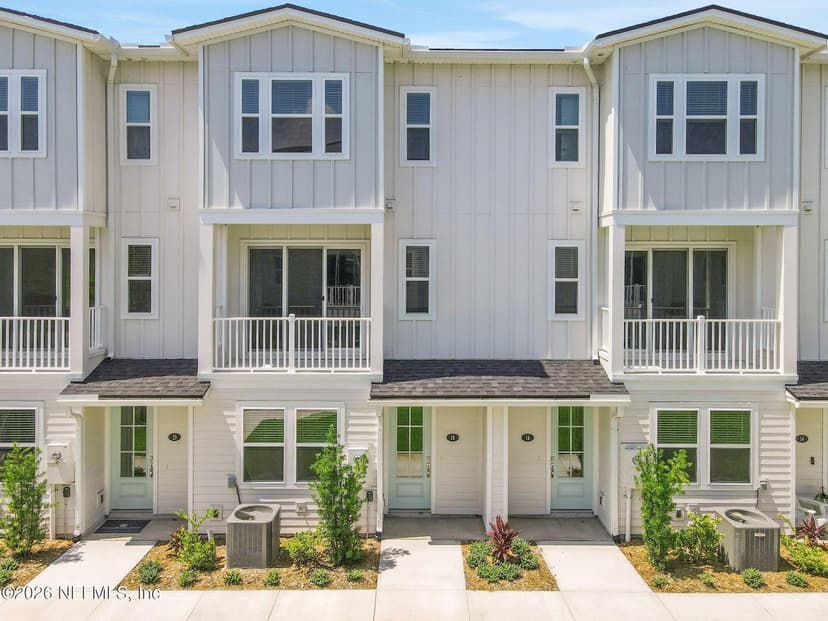 18 N BEACH Way, Jacksonville Beach, FL 32250