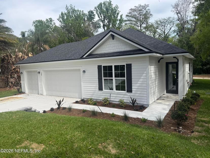 102 ORANGE TREE Road, East Palatka, FL 32131