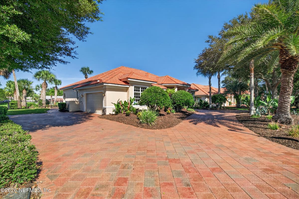 8 OLD OAK Drive N, Palm Coast, FL 32137, Palm Coast, FL - photo 3