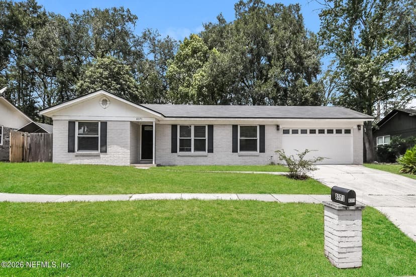 8371 POINTER Drive N, Jacksonville, FL 32221