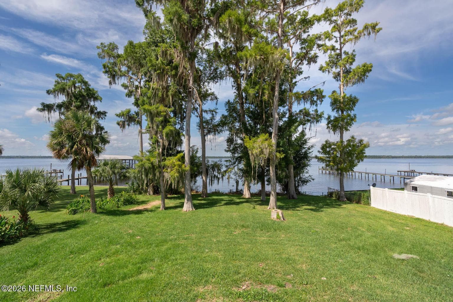 109 ST JOHNS Boulevard, East Palatka, FL 32131
