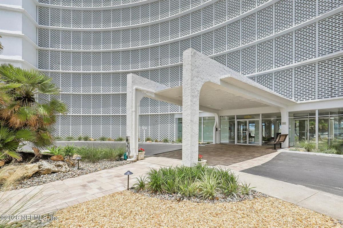 1601 OCEAN Drive 402, Jacksonville Beach, FL 32250, Jacksonville Beach, FL - photo 2