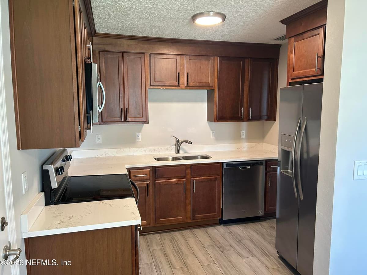 421 7TH Street N, Jacksonville Beach, FL 32250, Jacksonville Beach, FL - photo 2