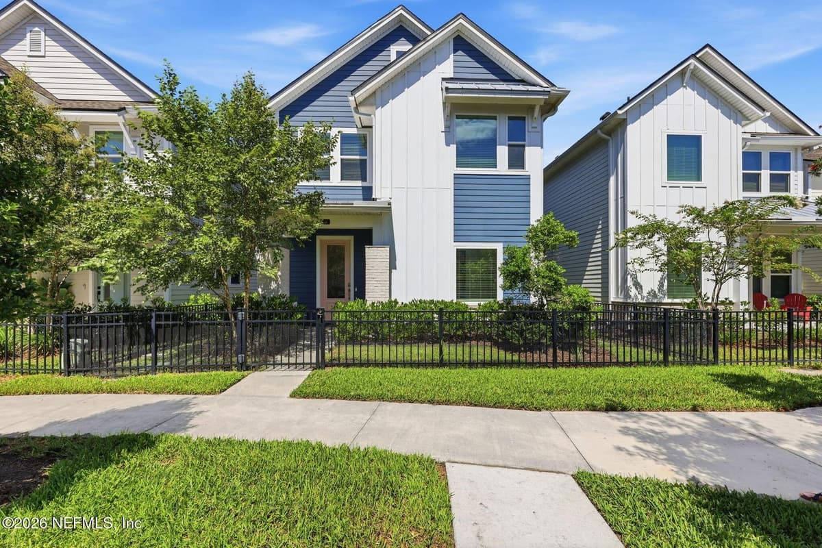 11015 COSMIC Way, Jacksonville, FL 32256, Jacksonville, FL - photo 2