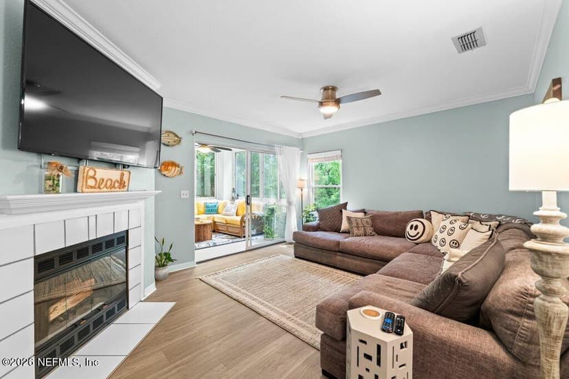 1800 THE GREENS Way 507, Jacksonville Beach, FL 32250