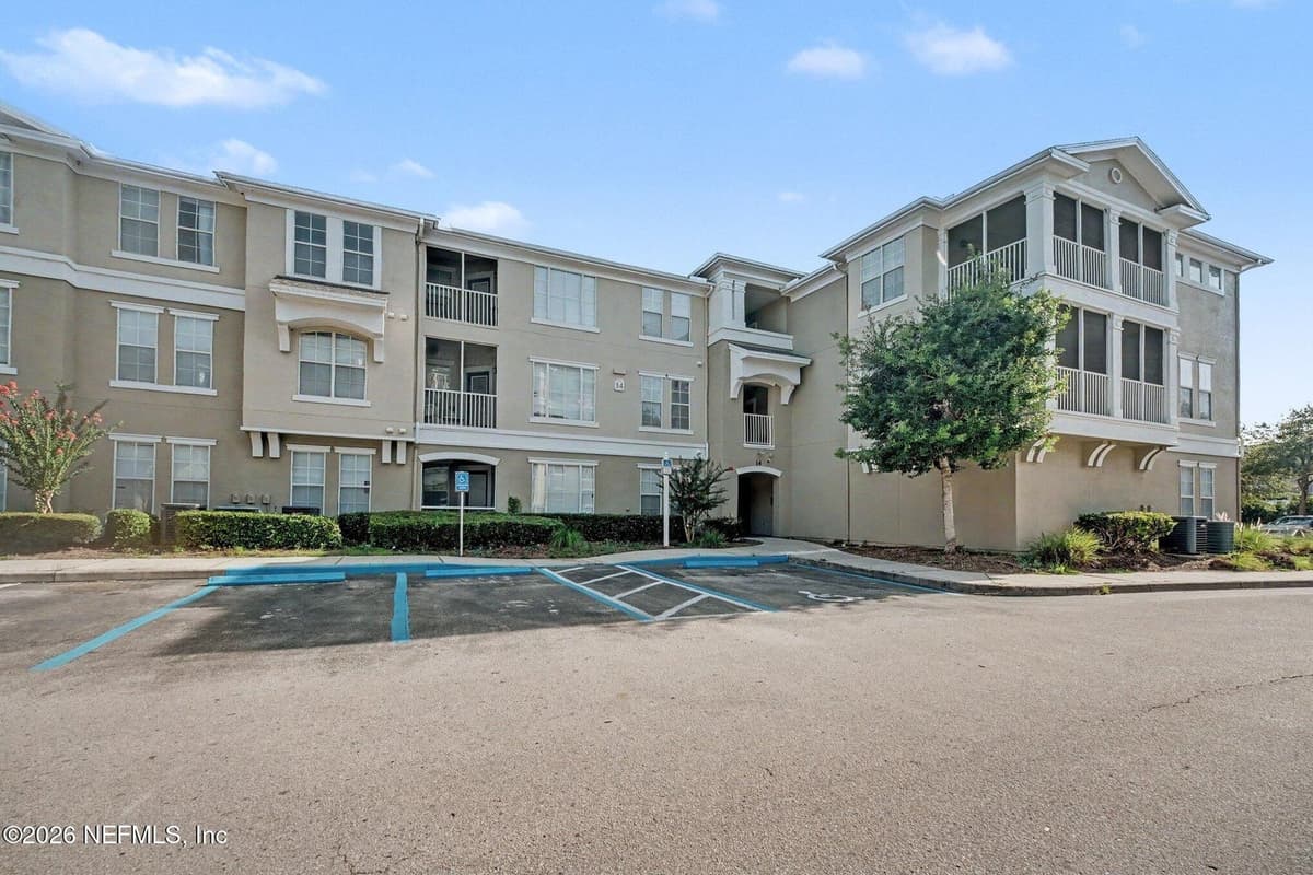 8290 GATE Parkway W 1410, Jacksonville, FL 32216, Jacksonville, FL - photo 2