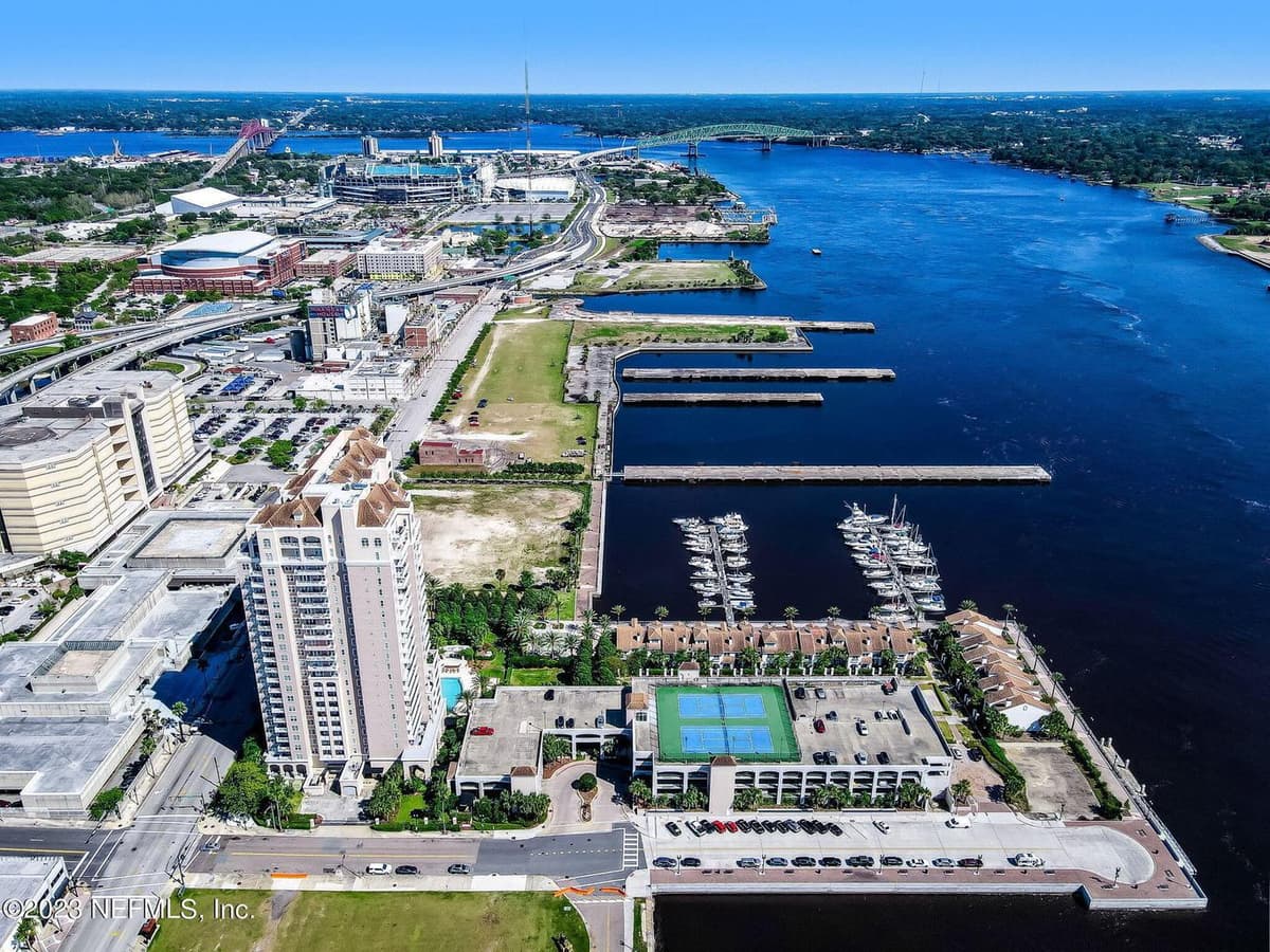 400 E BAY Street 1910, Jacksonville, FL 32202, Jacksonville, FL - photo 3