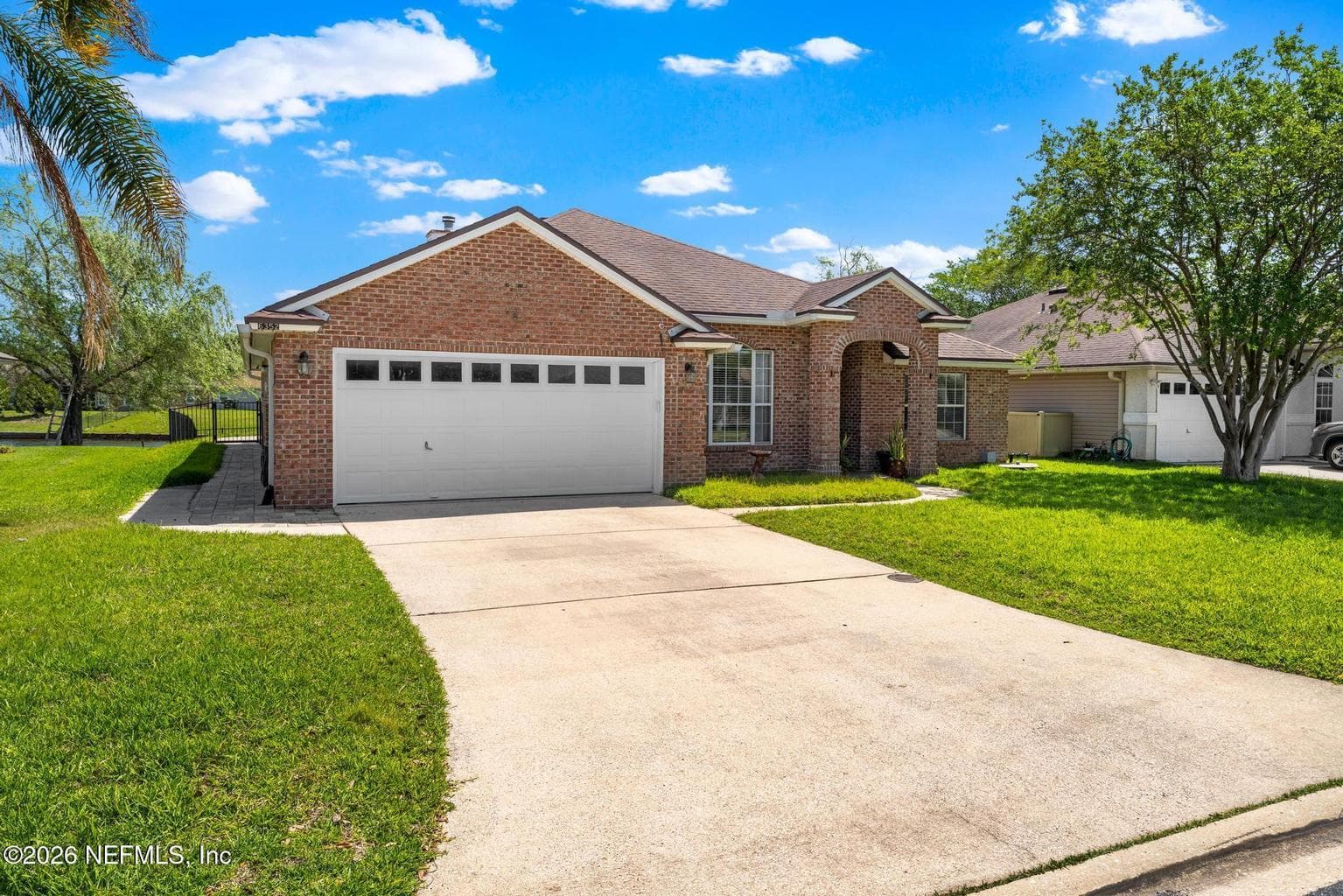 6352 LAKE PLANTATION Drive, Jacksonville, FL 32244